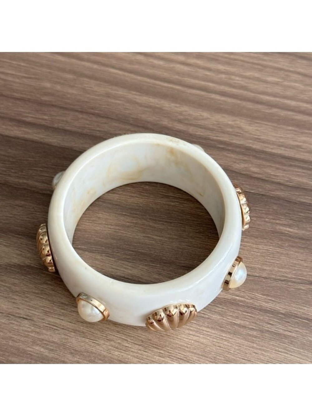 Boho Shell Bangle Q144 - Picture 5 of 6
